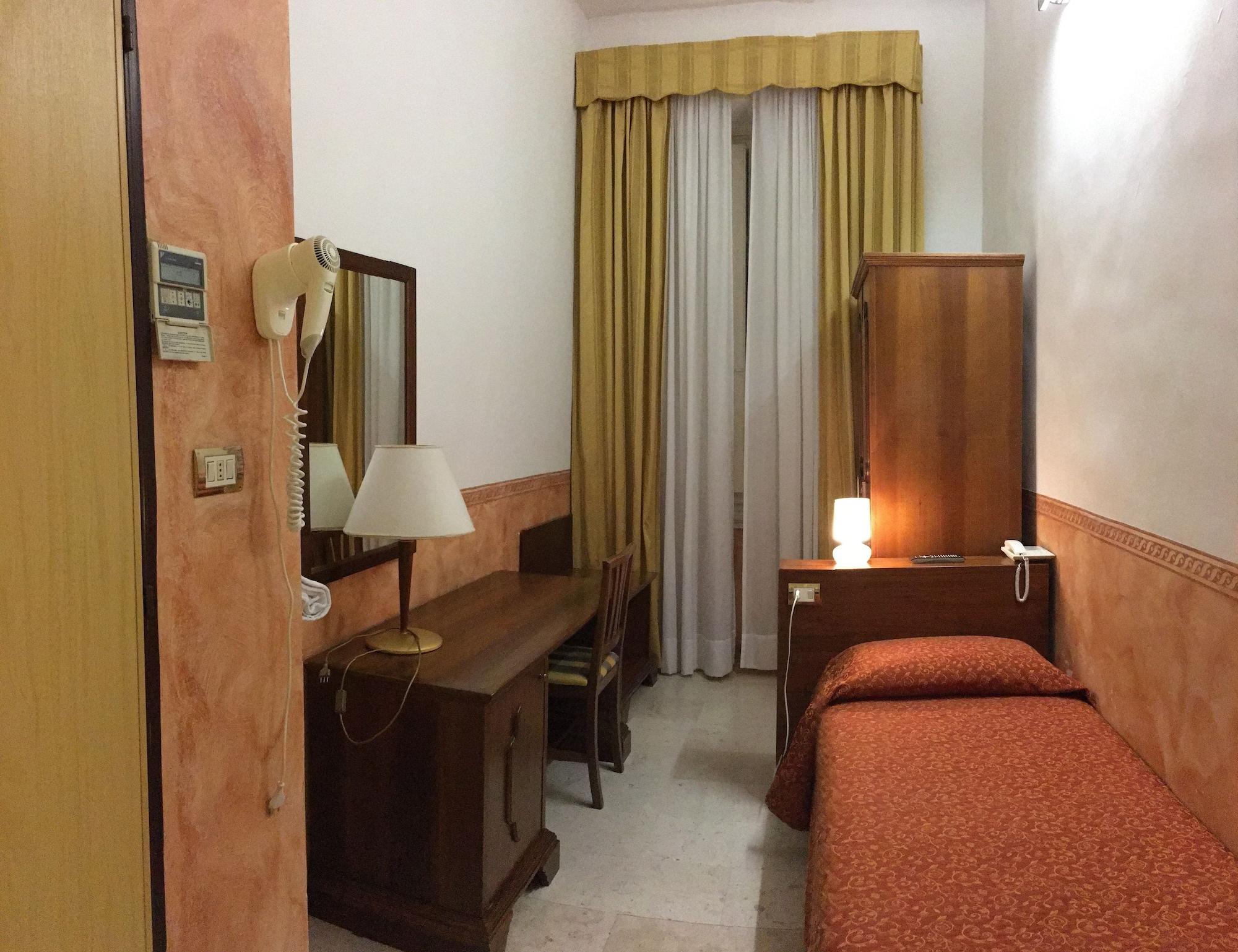 Hotel Olimpia Florence Luaran gambar